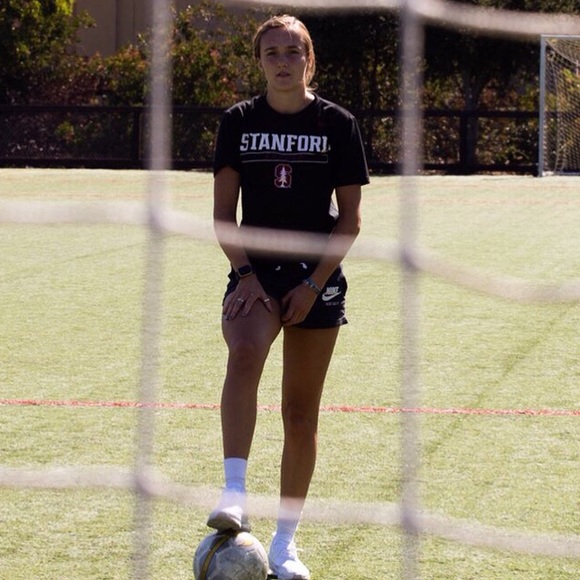 Meet your Posher, Jess - Picture 1 of 2